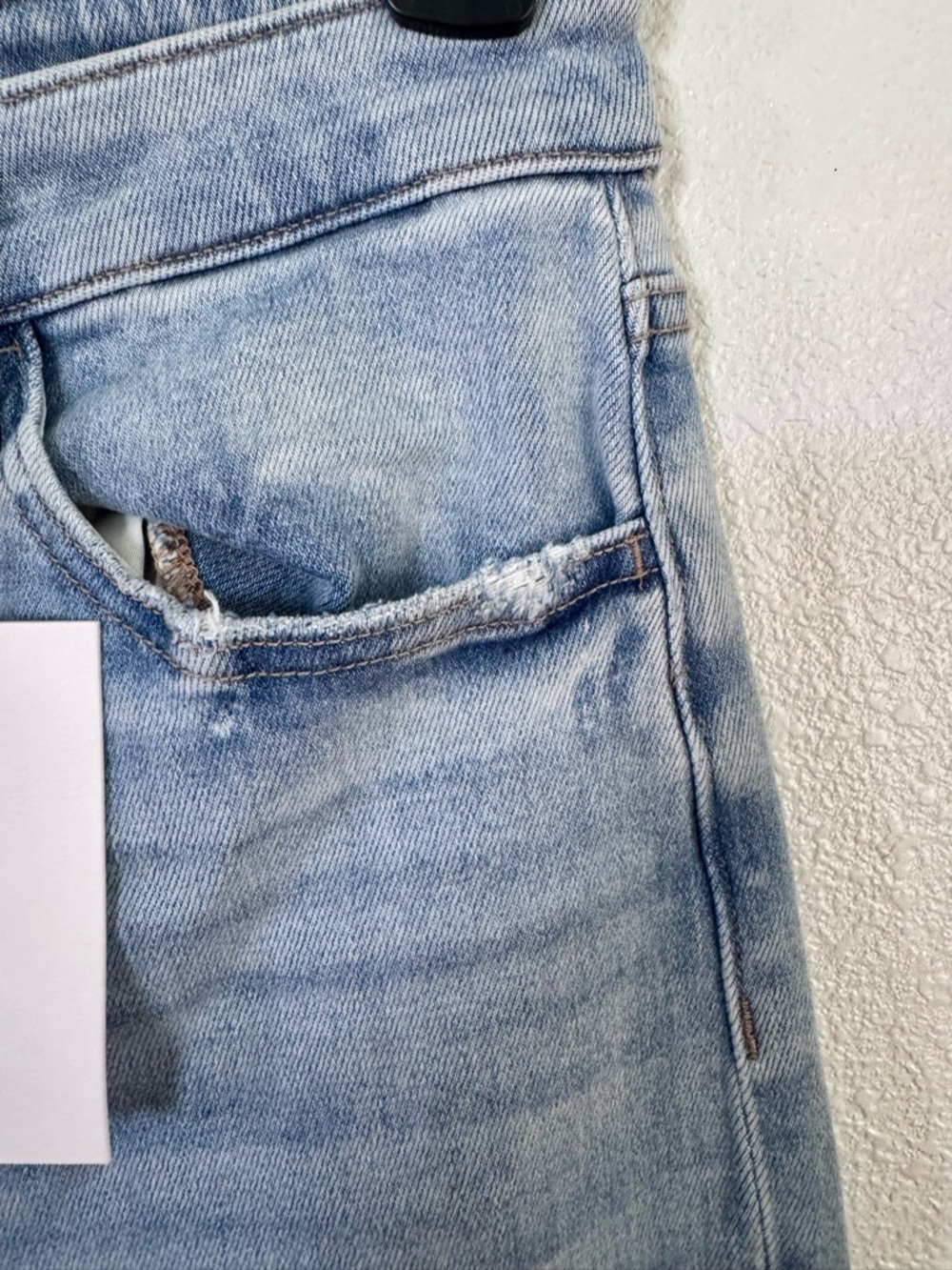 Flying Monkey High Rise Wide Leg Distressed Jeans Light Wash Size 30 NWT - Picture 7 of 15
